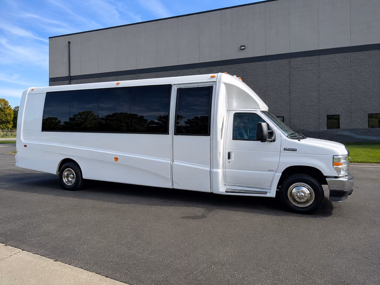 inglewood bus rentals