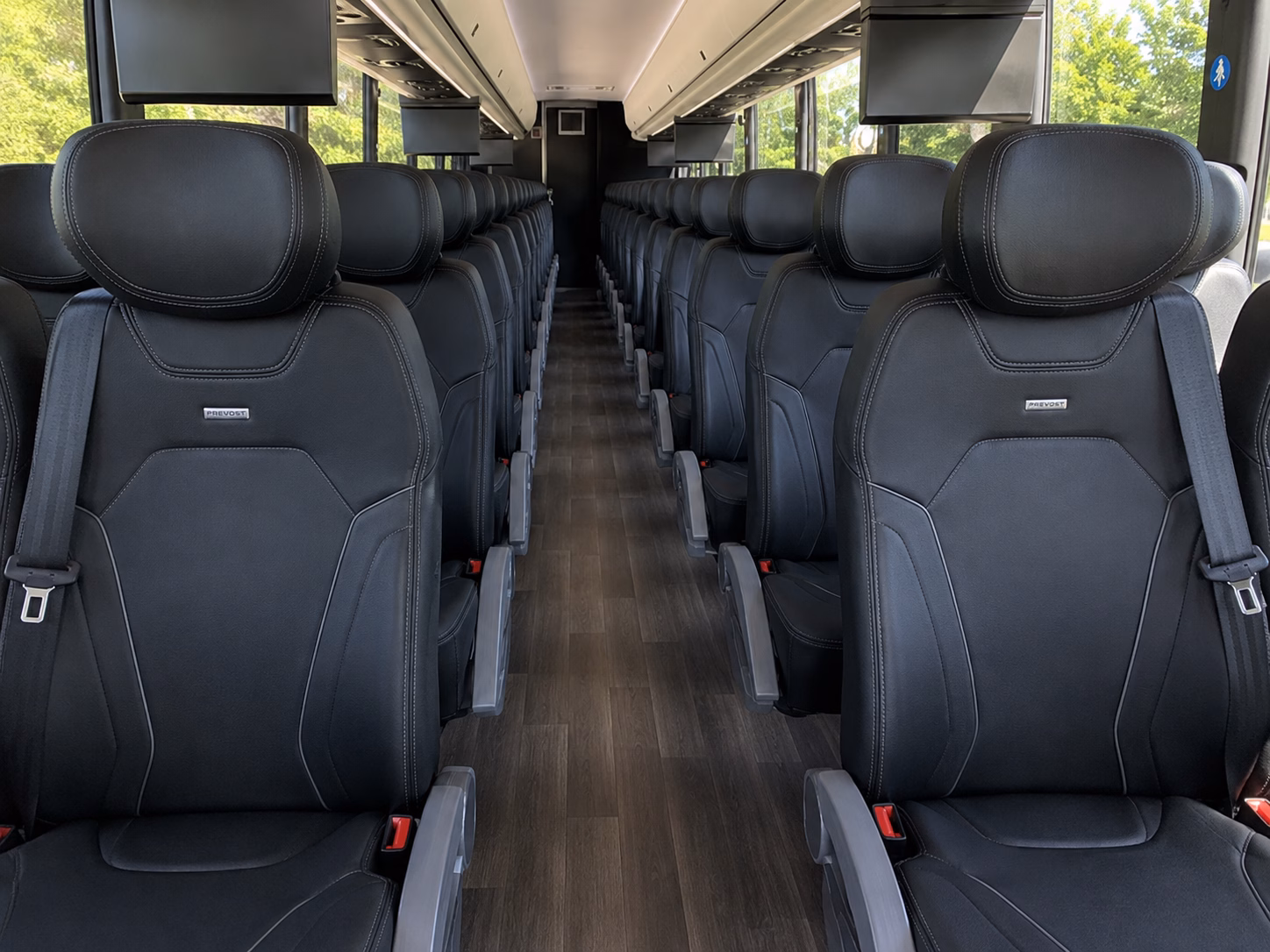 make your compton wedding day run on schedule with guest shuttle service